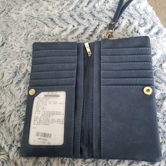 Wallet - Picture 3 of 5